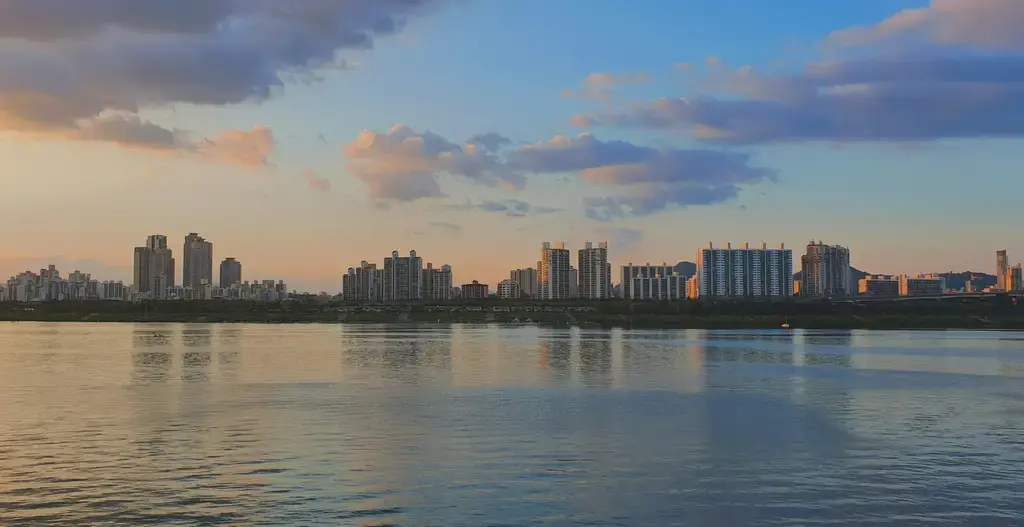 台灣人愛可樂，揪團搶攻韓國超猛新景點！